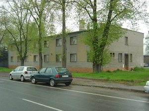 Hostel Real Oil [Enlarge - new window]